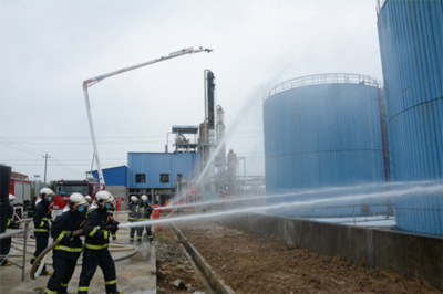 知行學(xué)安參加黃岡市危險(xiǎn)化學(xué)品事故應(yīng)急救援演練，聚焦甲醇泄漏應(yīng)急處置